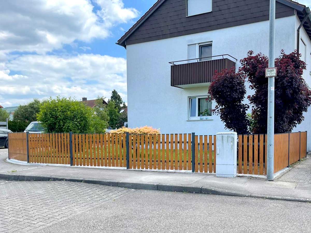 VALU Profil Stakete 88x8 mm Holzdekor Rotbraun
