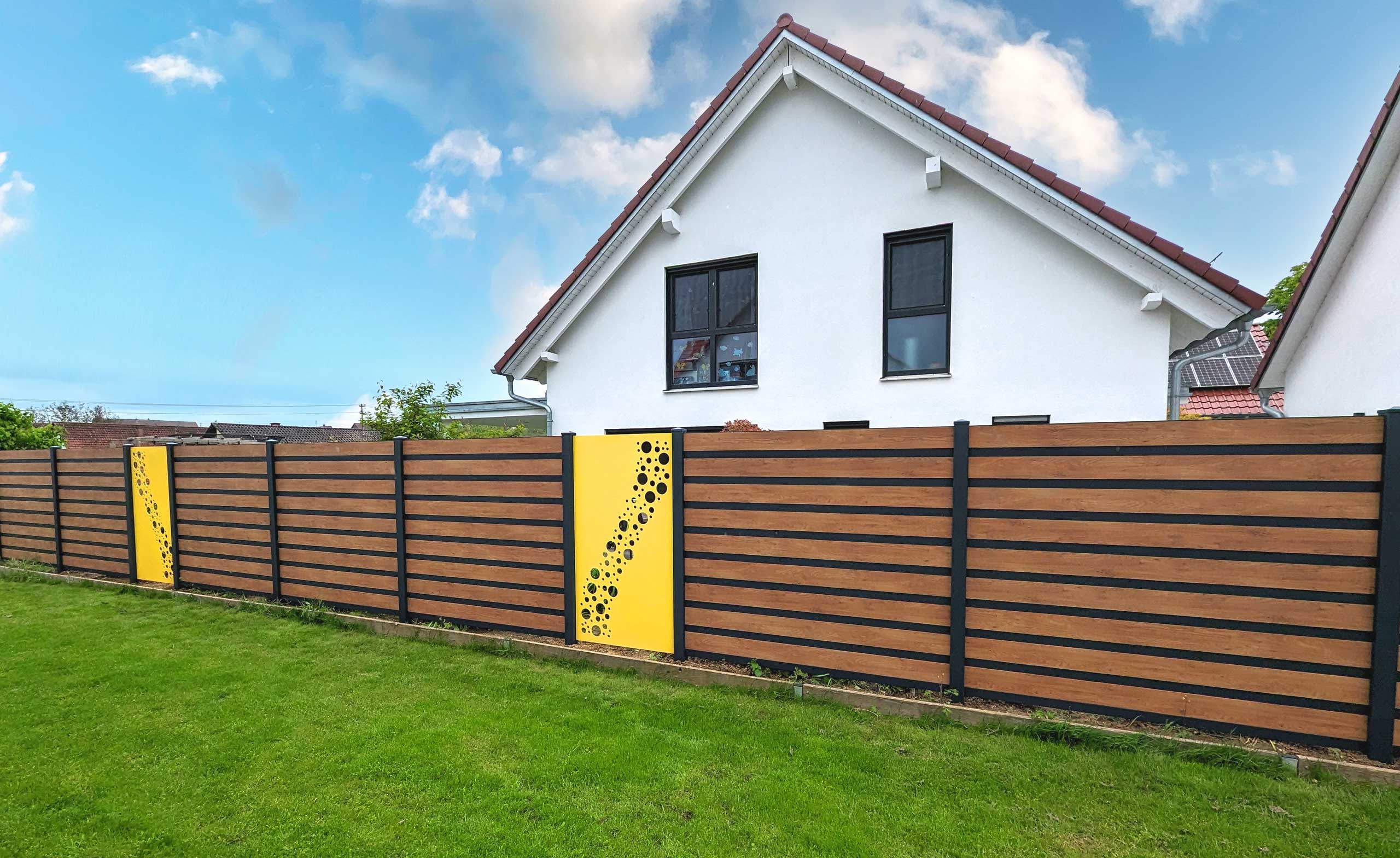 VALU Klick System Zaun Holzdelor Eiche Hell mit 7016 FS und gelben Designelementen